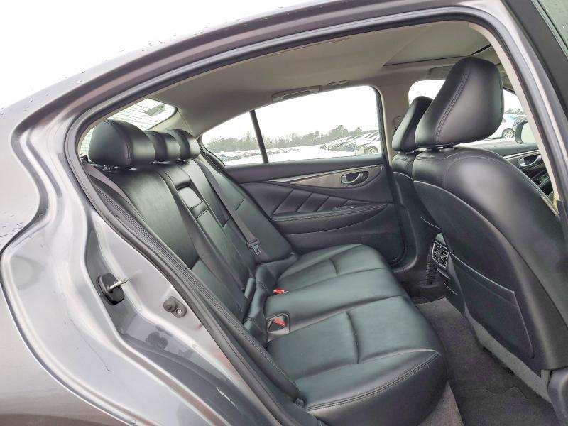 2017 Infiniti Q50 Premium