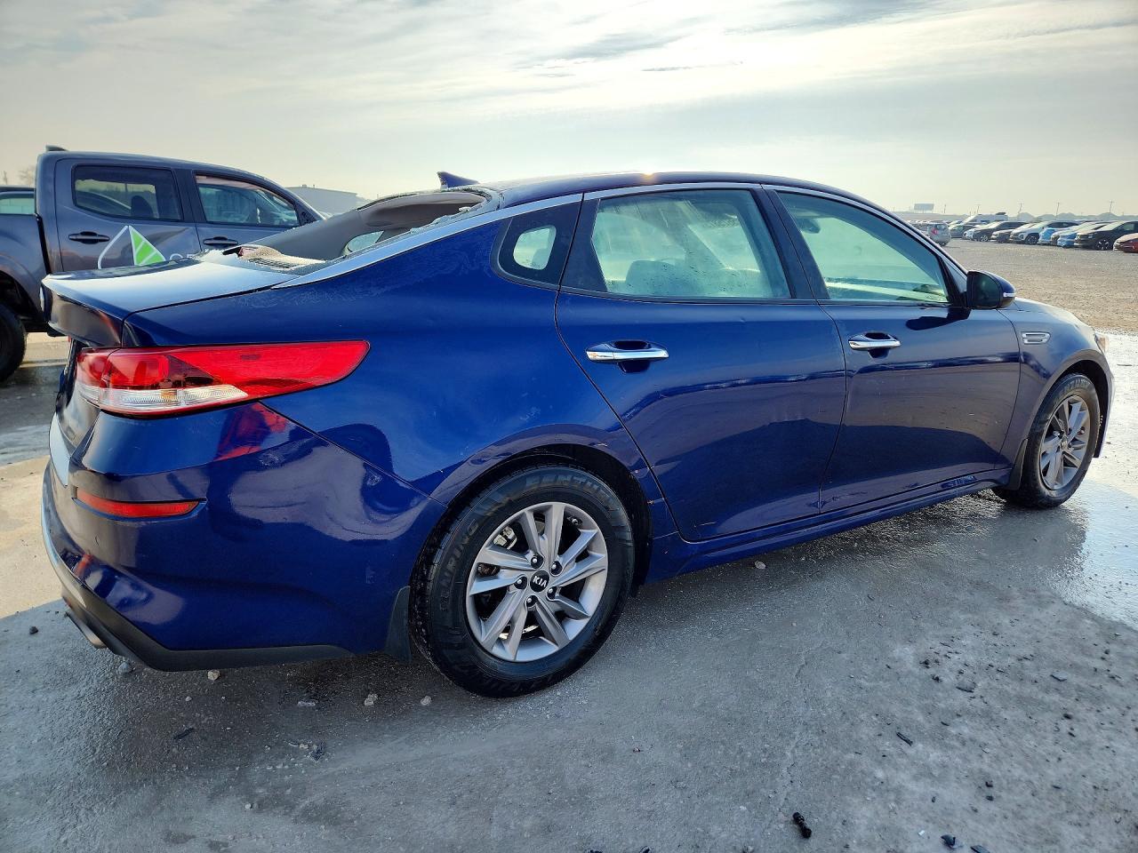 2020 KIA Optima lx