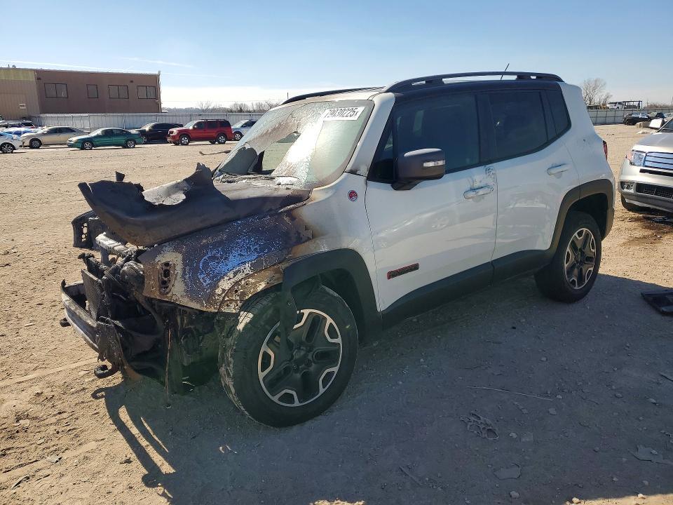 2015 Jeep Renegade Trailhawk