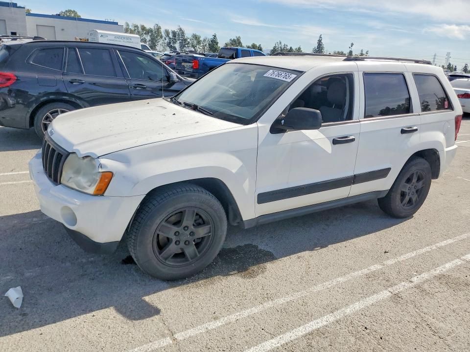 2005 Jeep Grand Cherokee Laredo