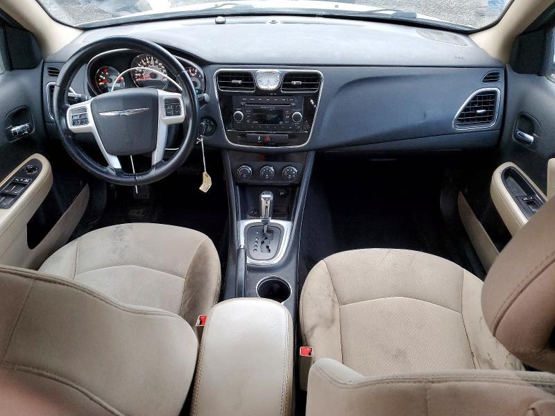 2013 Chrysler 200 Touring