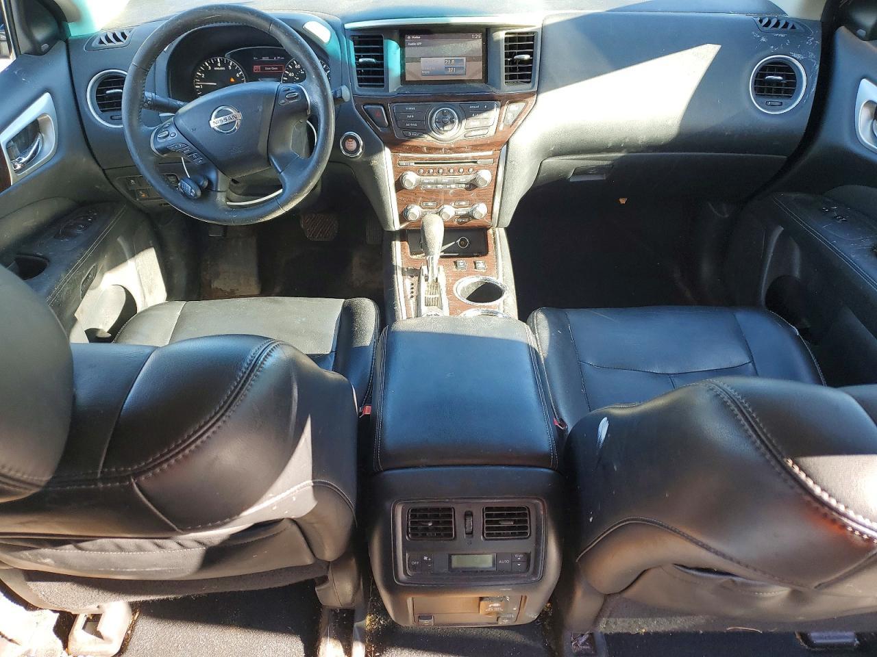 2015 Nissan Pathfinder s