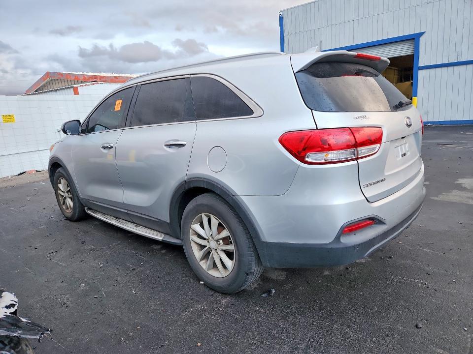2018 KIA Sorento lx V6