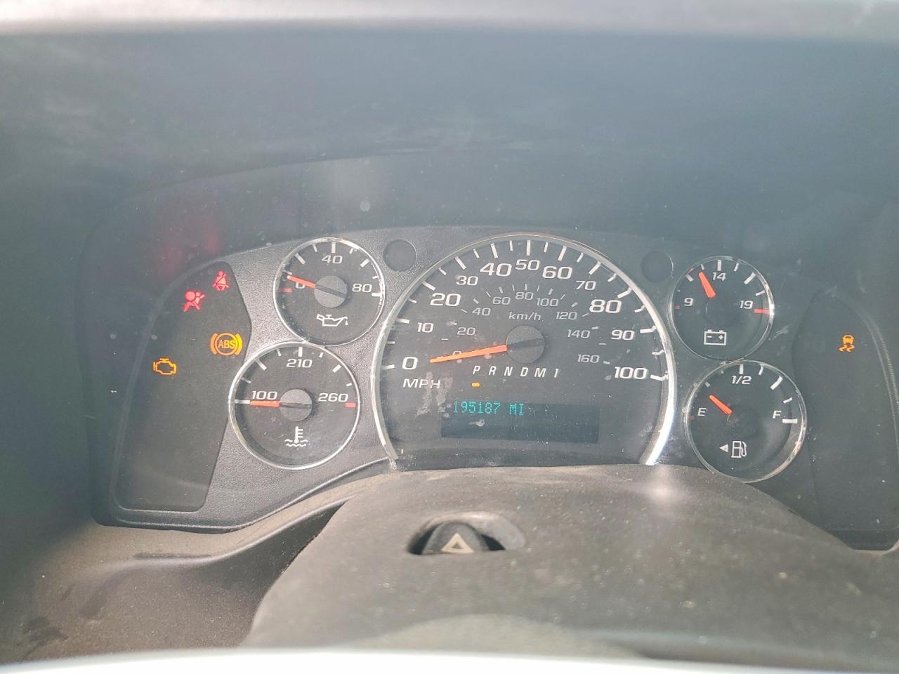 2017 GMC Savana Cargo 2500 13