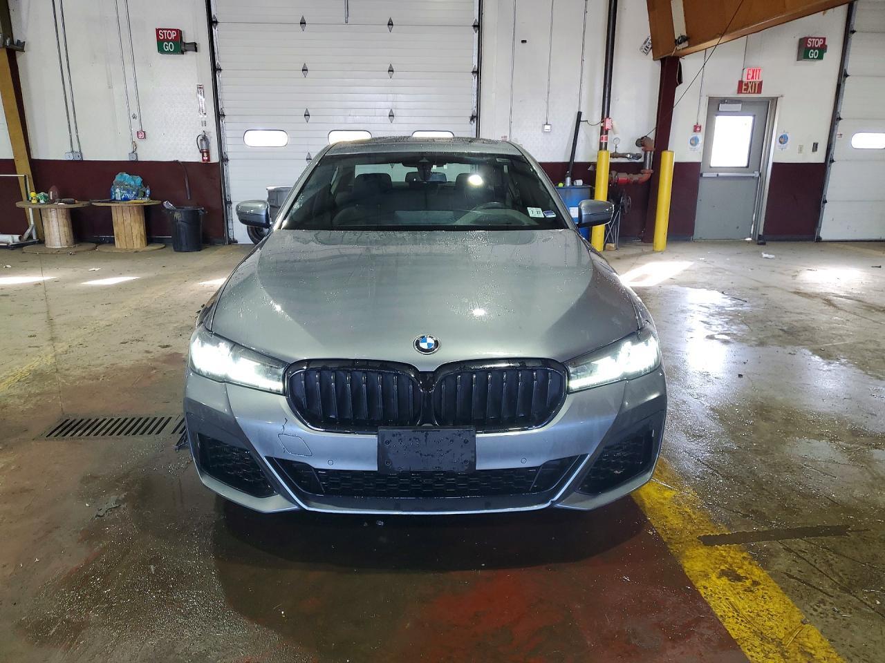 2022 BMW 540 xi