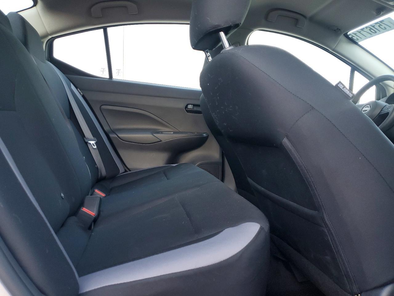 2025 Nissan Versa s