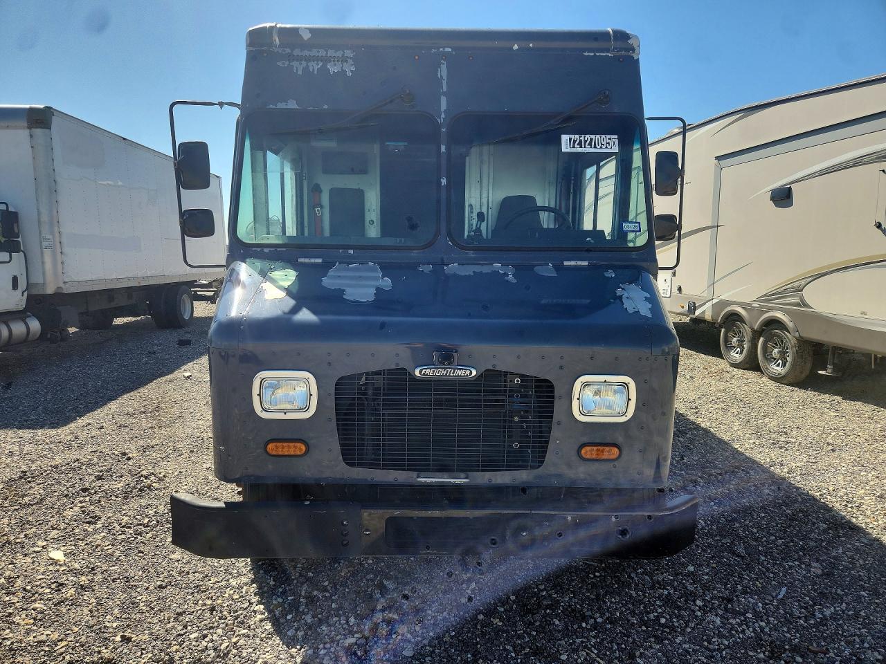 2020 Freightliner MT45G Chassis Delivery Truck