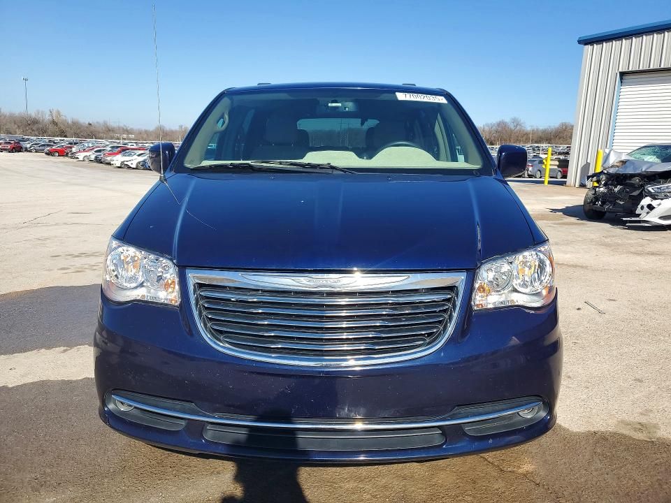 2012 Chrysler Town & Country Touring