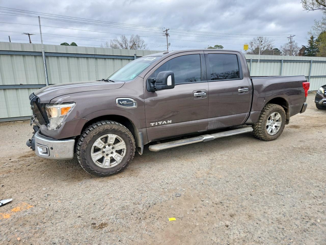 2017 Nissan Titan SV