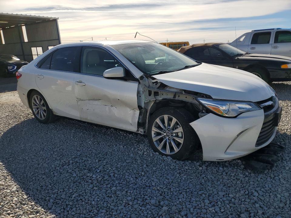 2017 Toyota Camry Hybrid