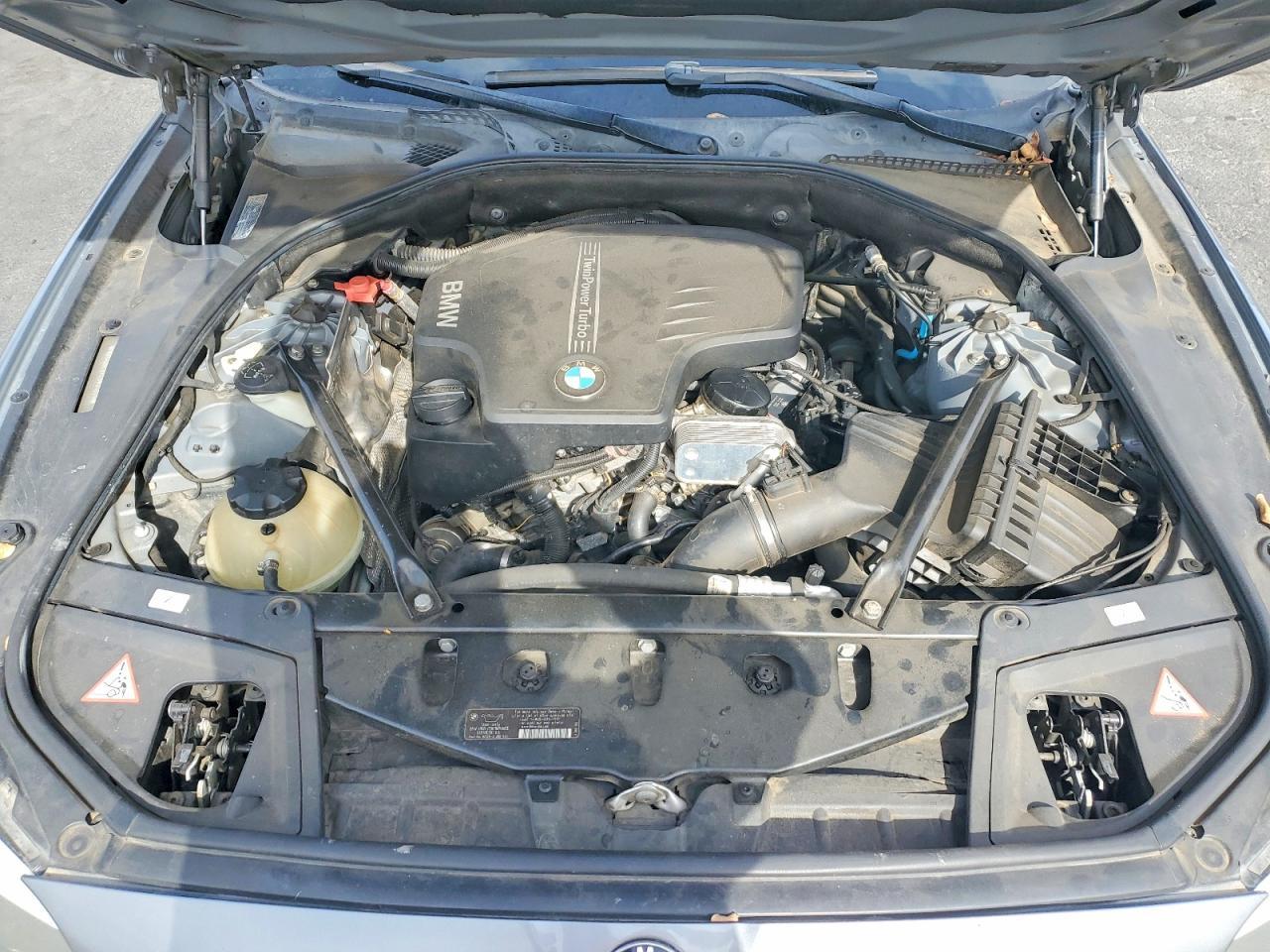 2012 BMW 528 i