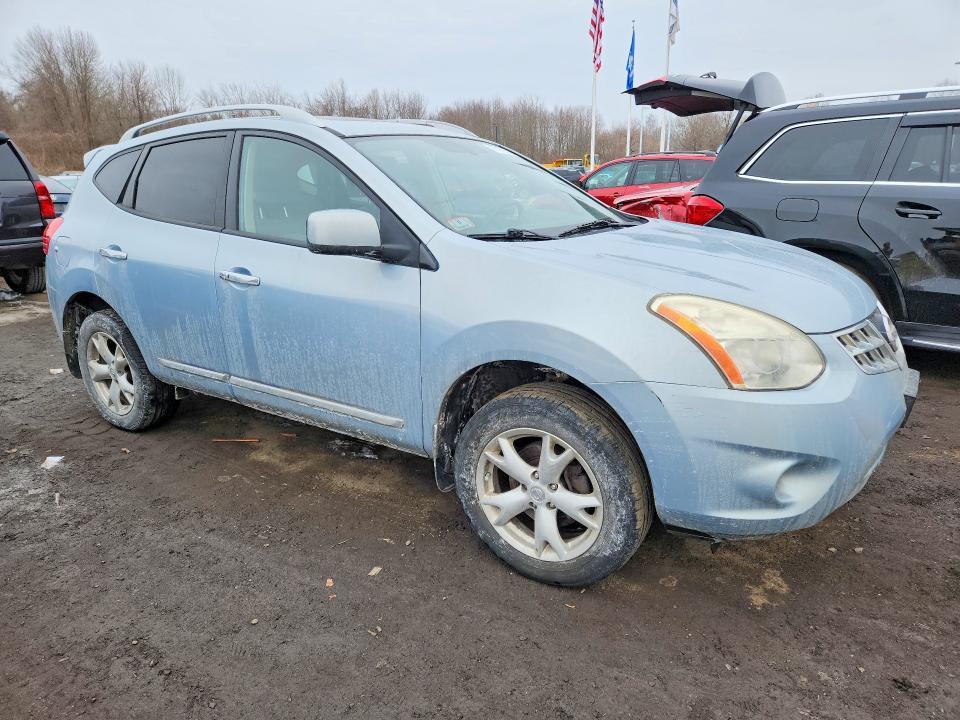 2011 Nissan Rogue s
