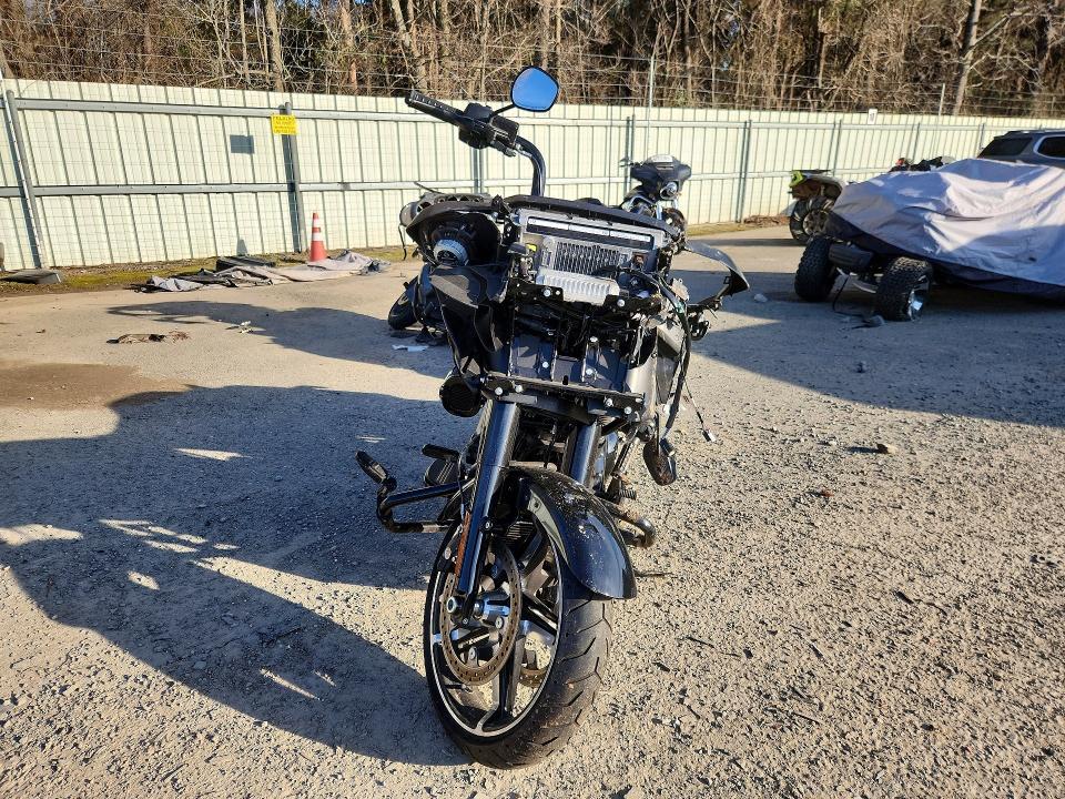 2025 Harley-Davidson Fltrx