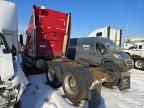 2005 Freightliner Columbia 120 Semi Truck