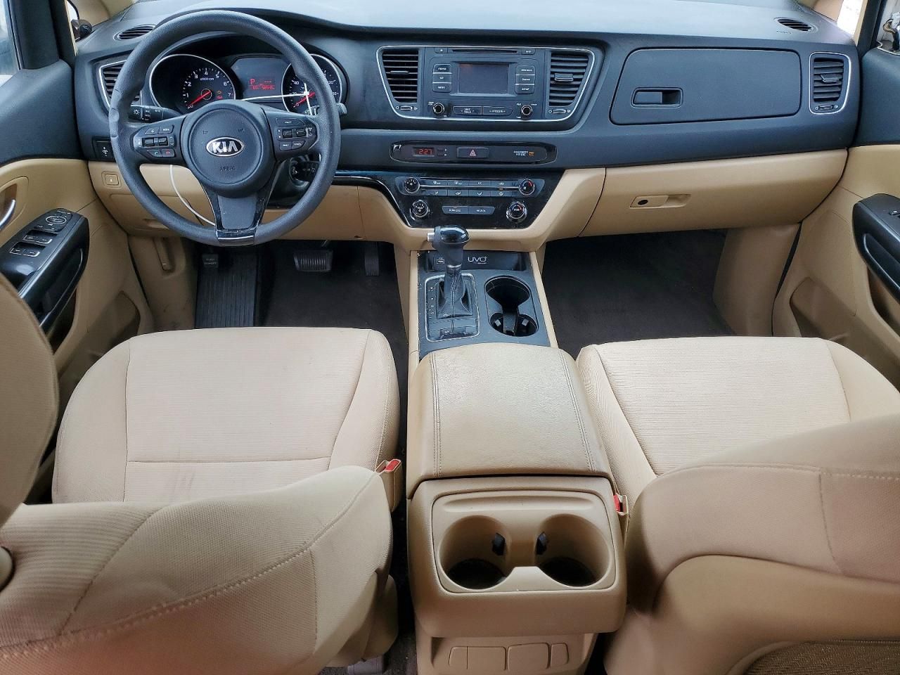 2015 KIA Sedona lx