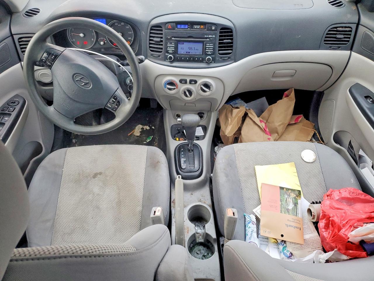 2011 Hyundai Accent gls