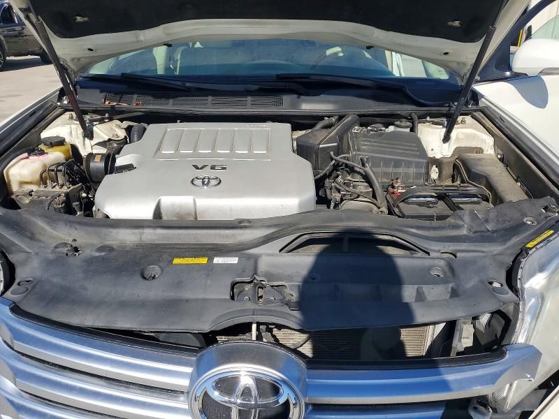 2011 Toyota Avalon Base