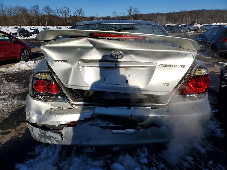 2005 Toyota Camry se