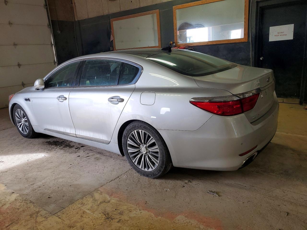 2016 KIA K900 Premium V6