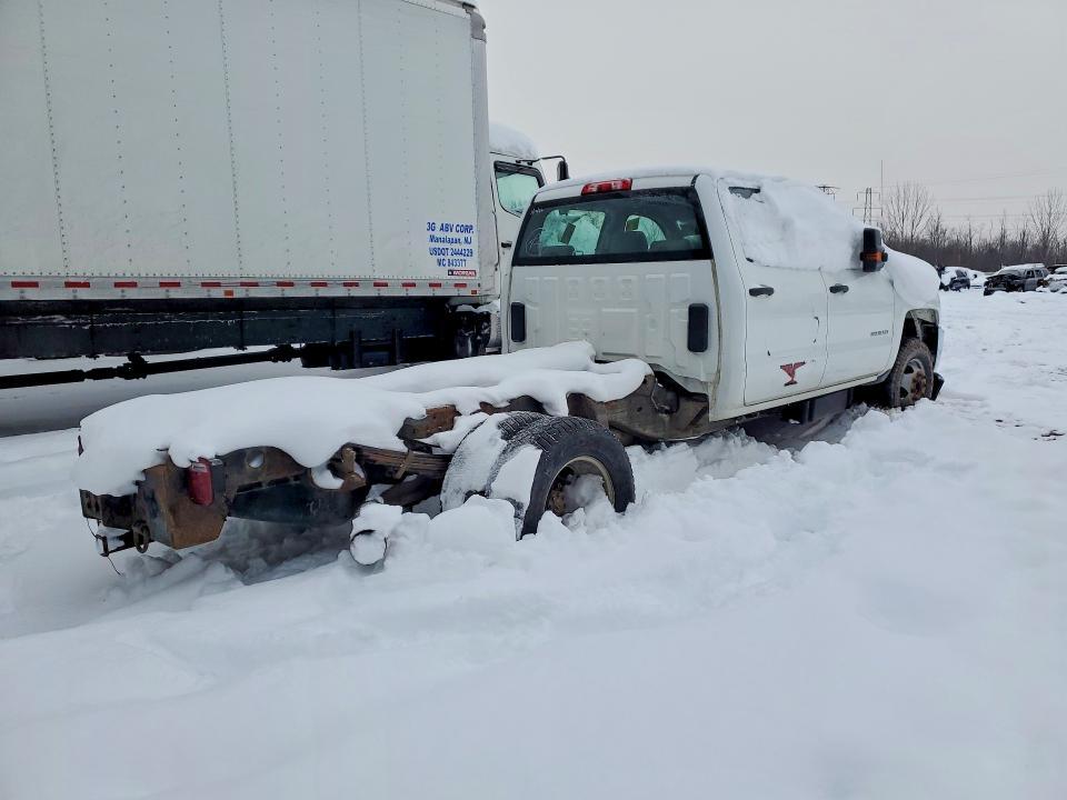 2016 Chevrolet Silverado Truck cab and Chassis