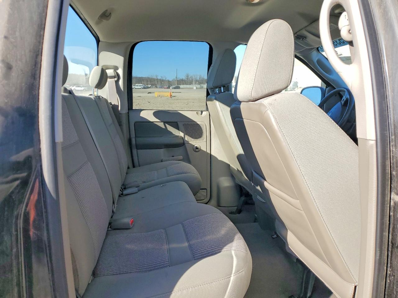 2007 Dodge RAM 1500 ST