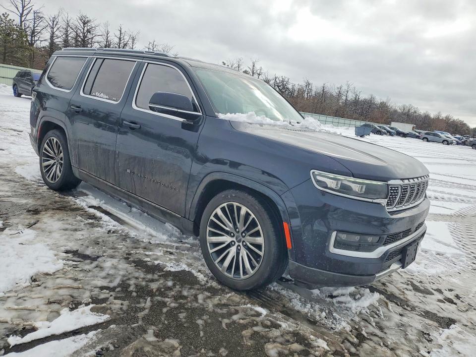 2022 Jeep Grand Wagoneer Series iii