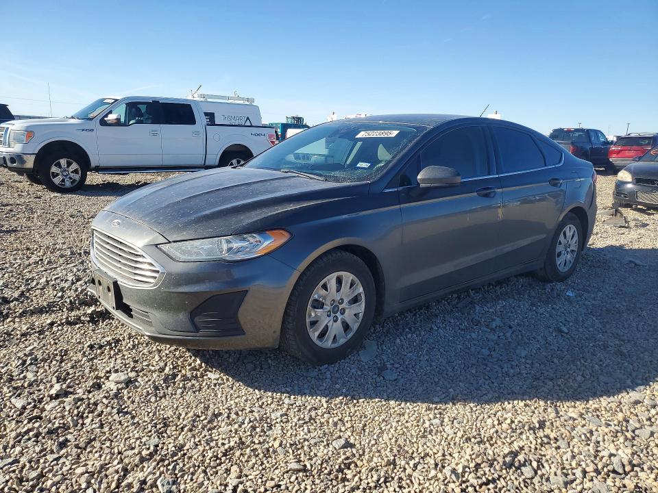 2019 Ford Fusion s