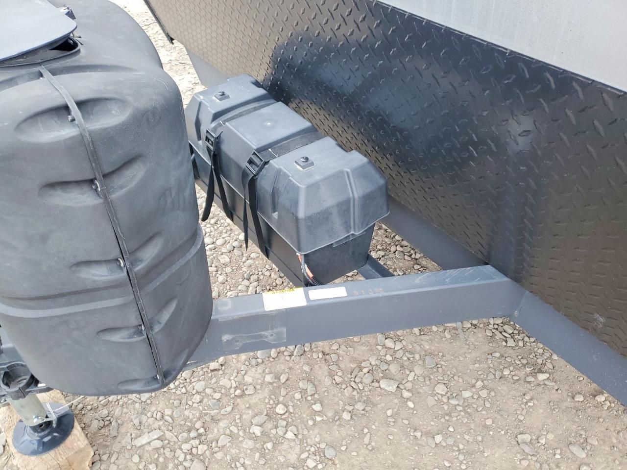 2022 Forest River Grey Wolf-Camper