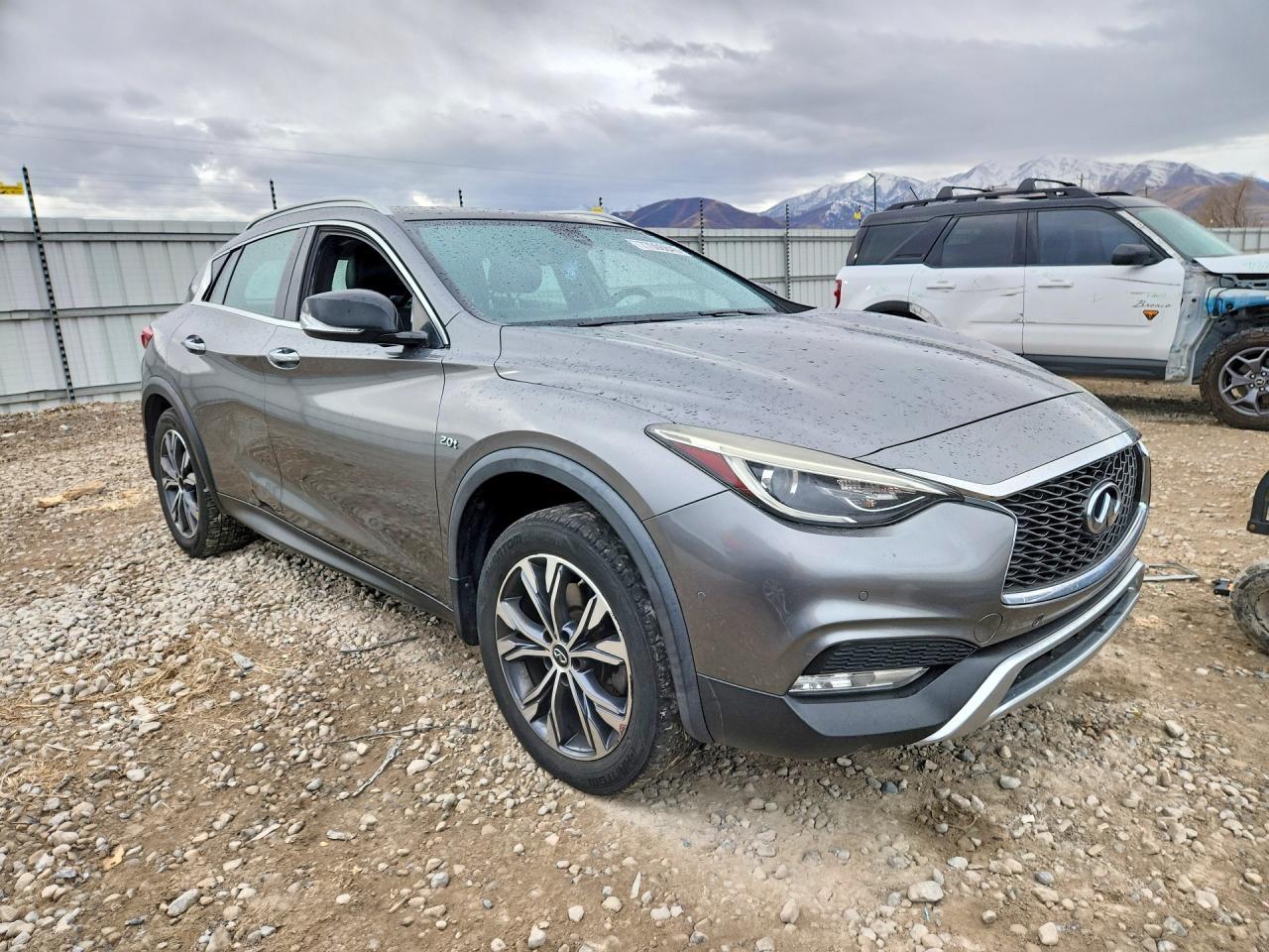 2017 Infiniti Qx30 Premium