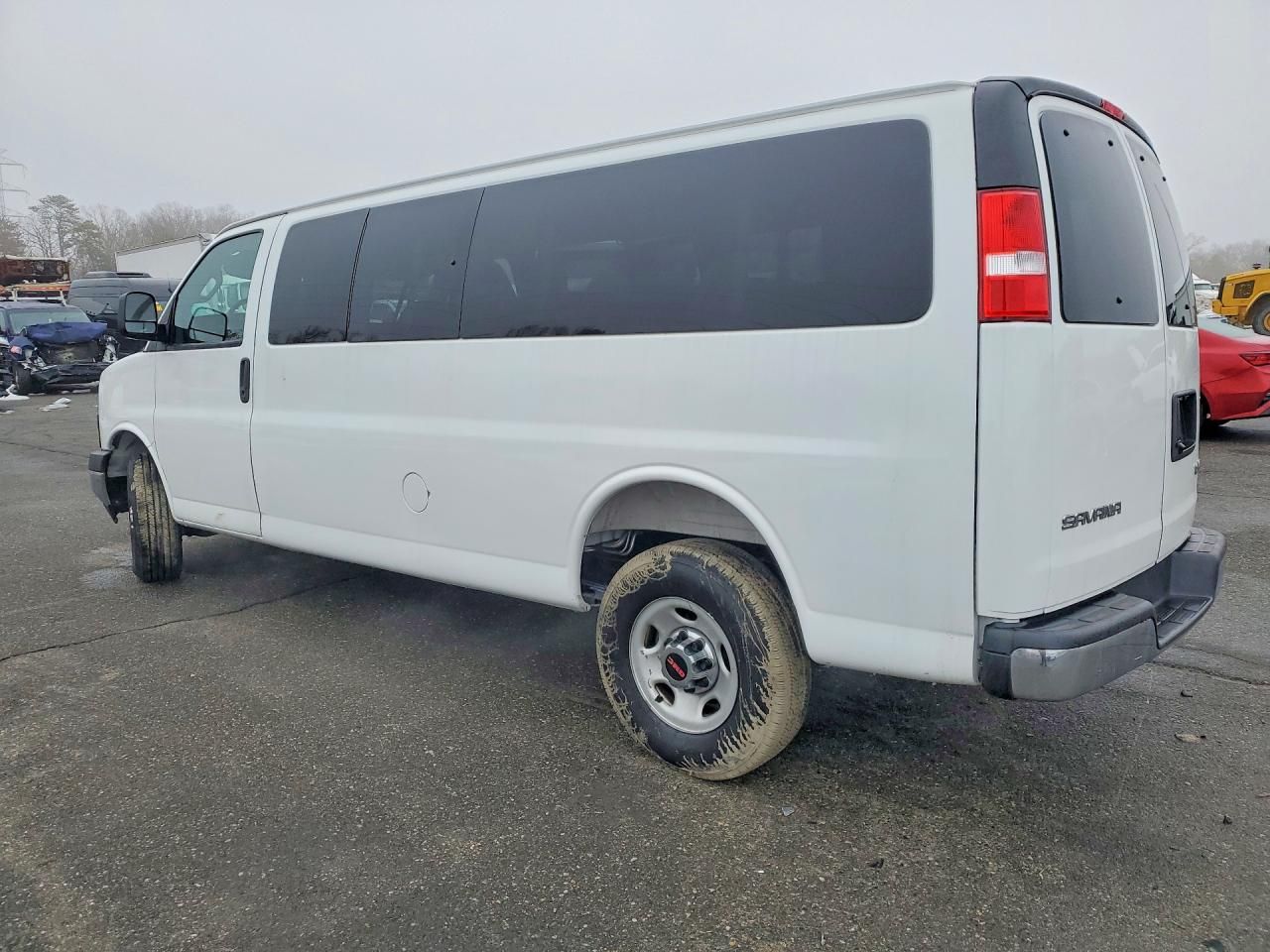 2025 GMC Savana G3500 LT