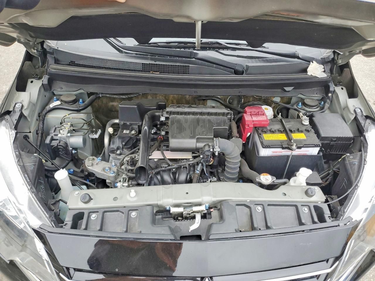 2024 Mitsubishi Mirage es