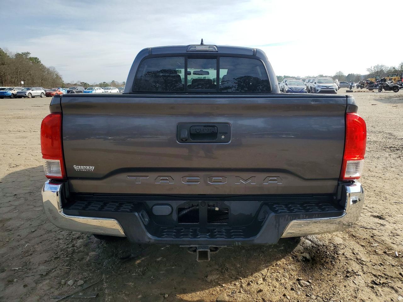 2016 Toyota Tacoma SR5