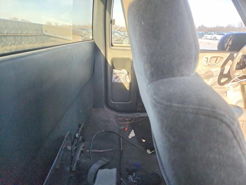 2001 Chevrolet S Truck S10