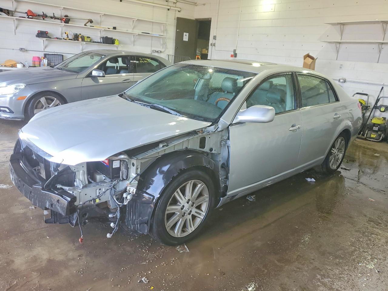 2006 Toyota Avalon xl