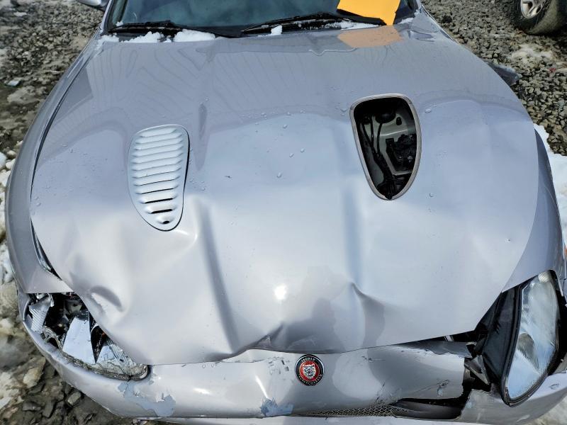 2002 Jaguar XKR