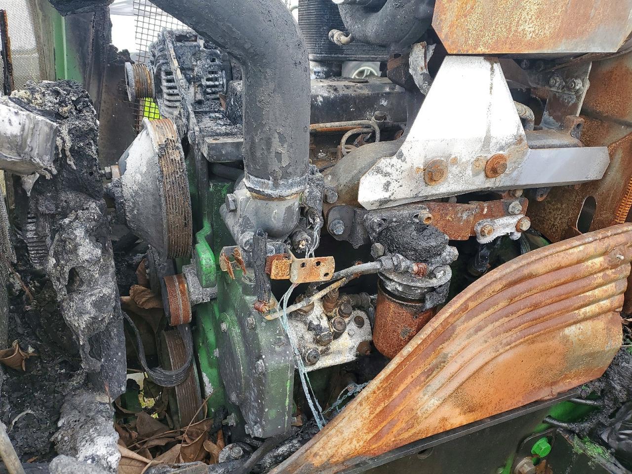 2004 John Deere 6420 Tractor