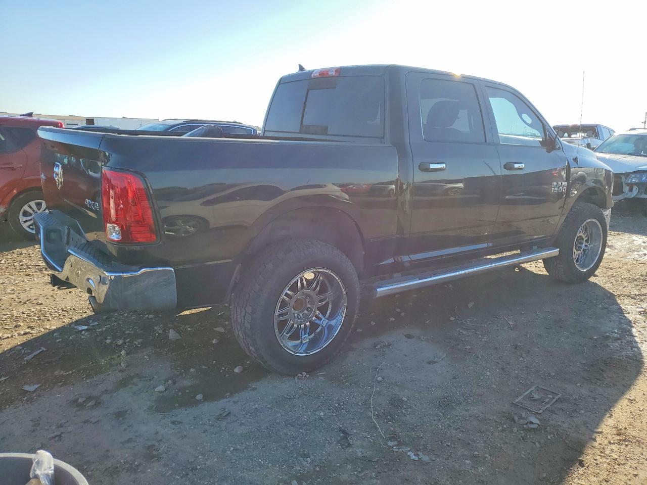2015 Dodge RAM 1500 SLT