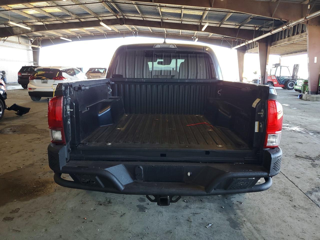 2019 Toyota Tacoma SR5 V6