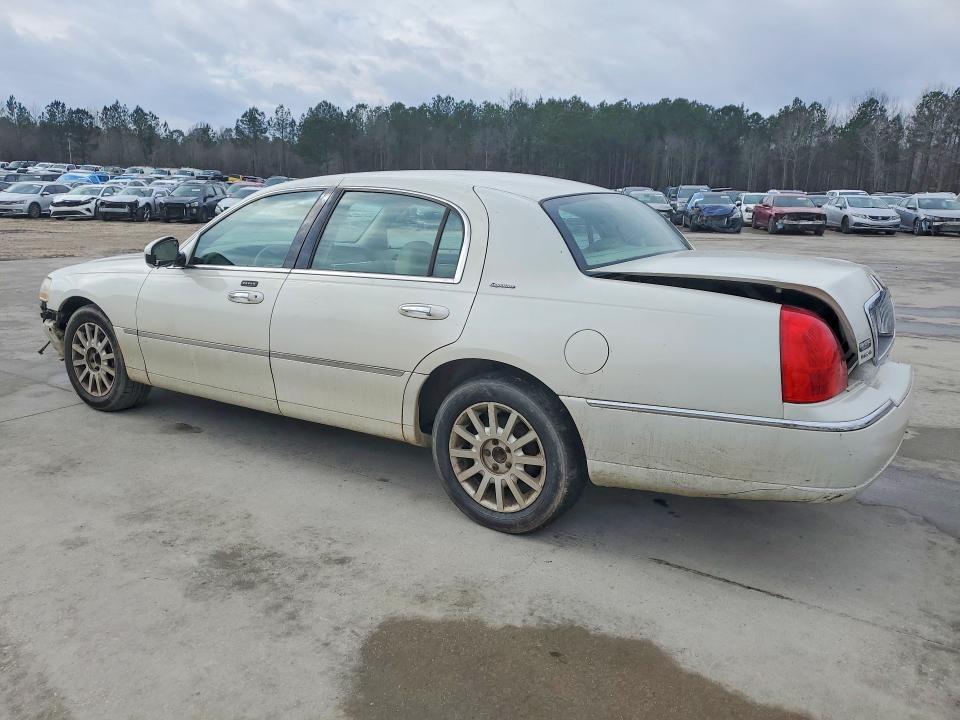 2006 Lincoln Town car Signature