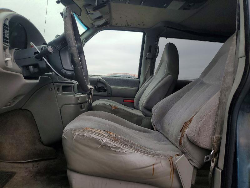 1997 GMC Safari XT