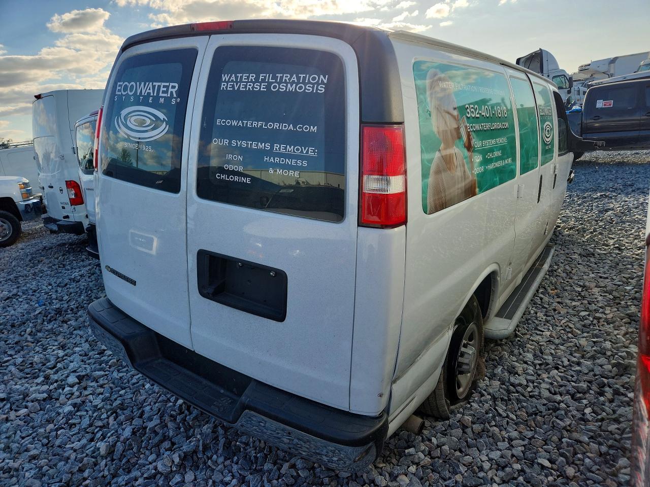 2022 Chevrolet Express G2500