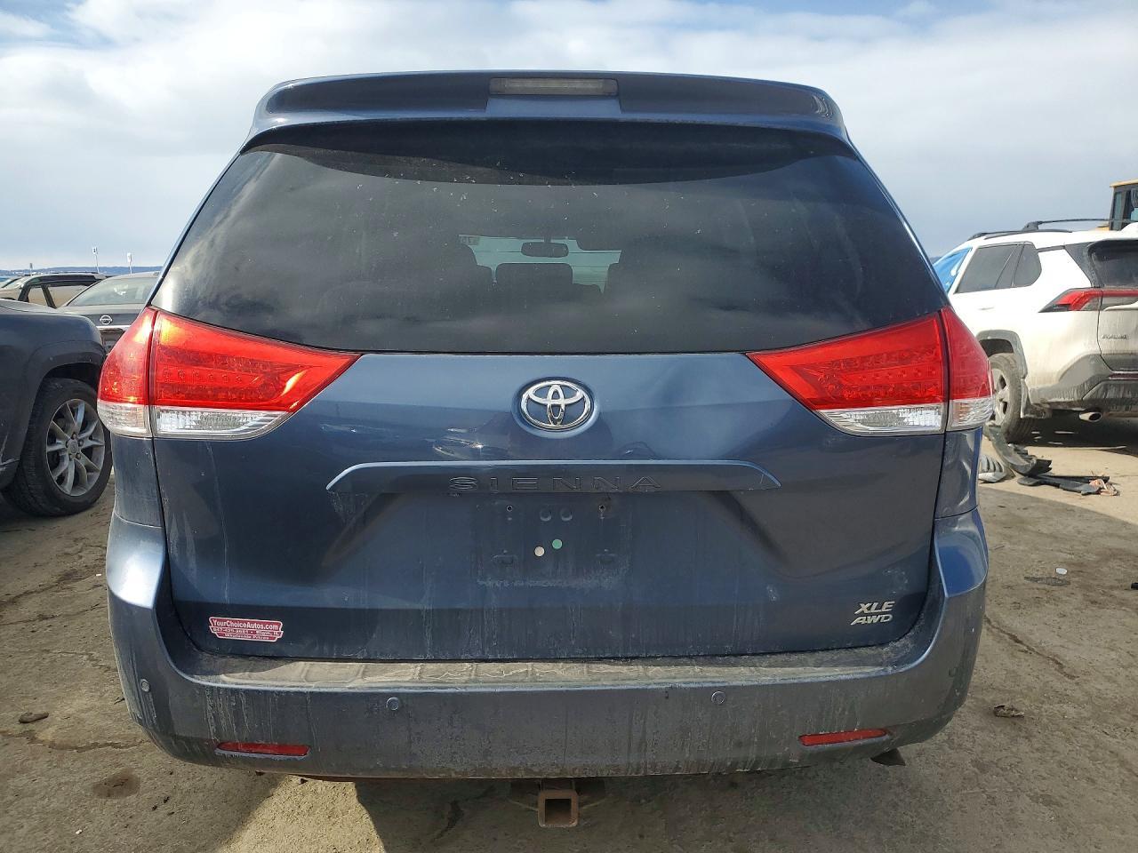 2014 Toyota Sienna xle
