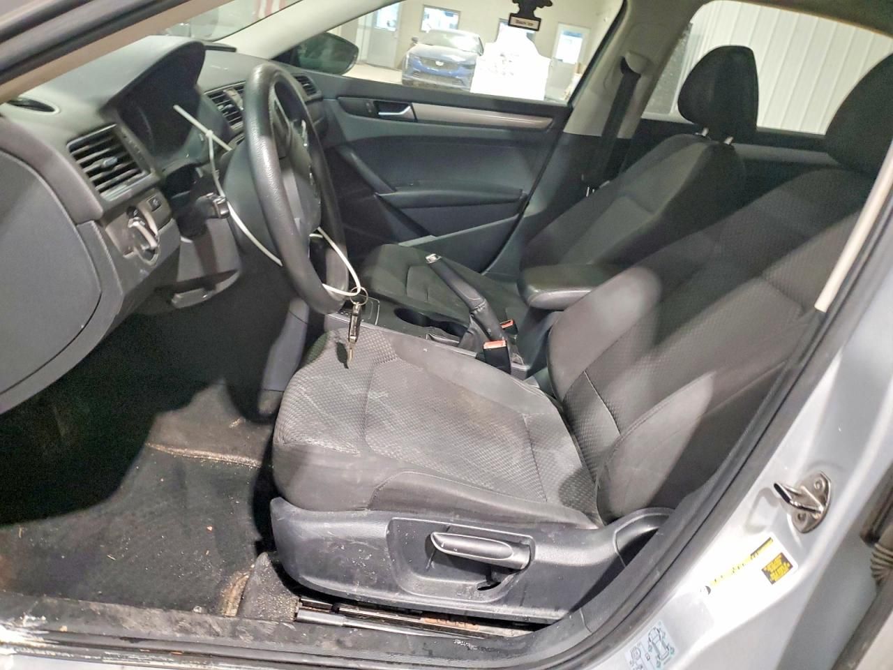 2012 Volkswagen Passat s