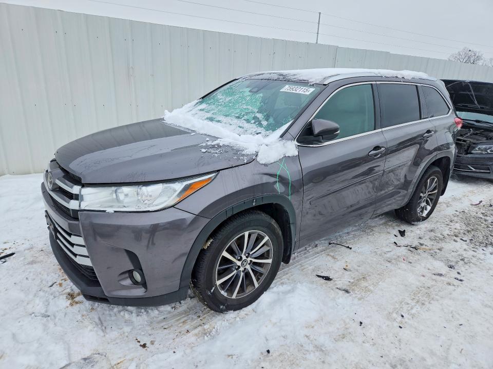 2017 Toyota Highlander