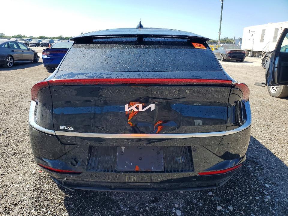 2023 KIA EV6 Wind