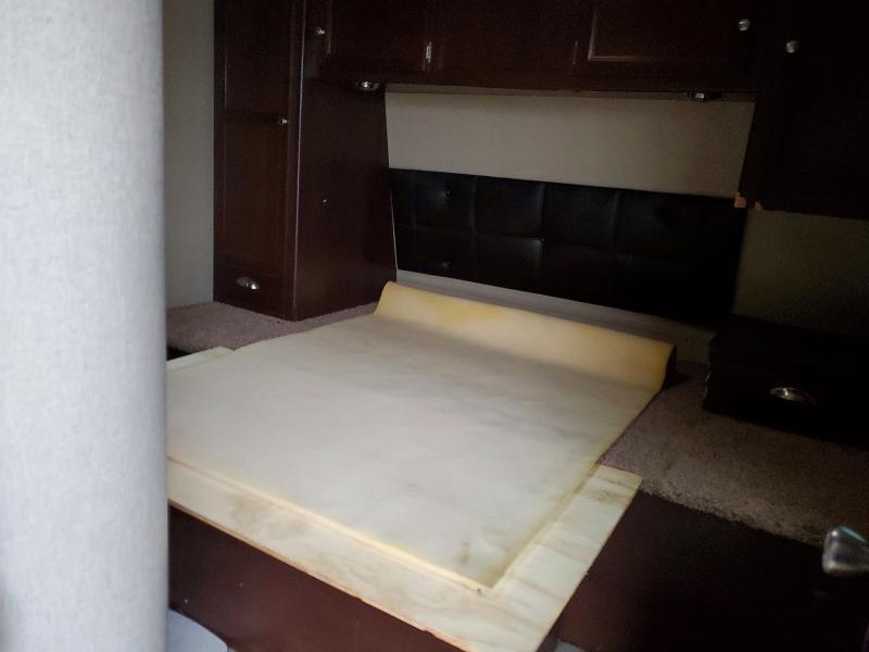2014 Dutchmen R2500 Camper