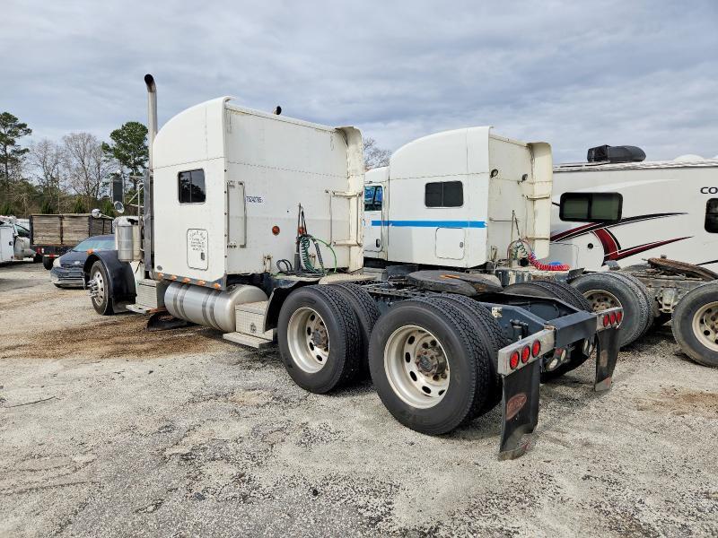 2004 Peterbilt Tractor 2004 Peterbilt 379 Semi Truck