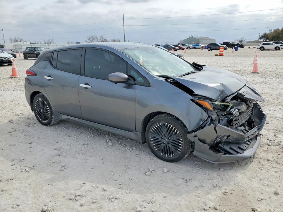 2024 Nissan Leaf sv Plus
