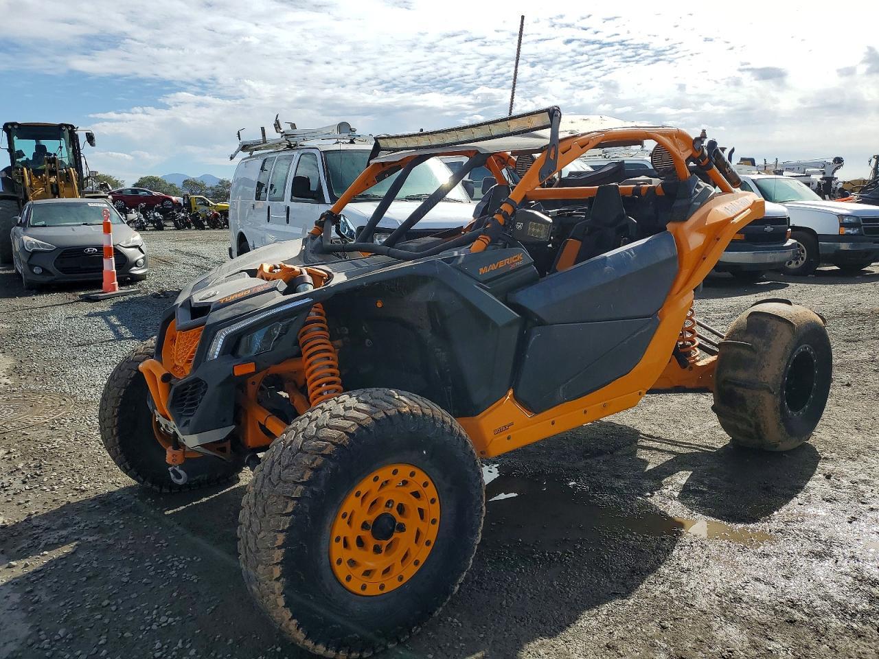 2020 Can-Am Maverick X Utility Vehicle
