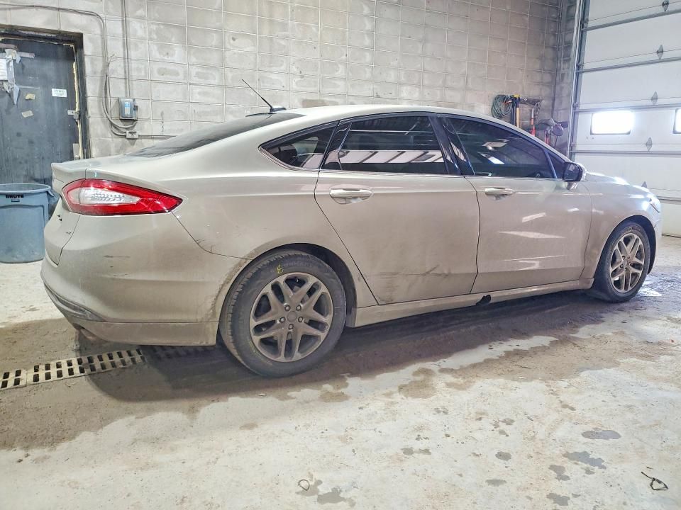 2016 Ford Fusion se
